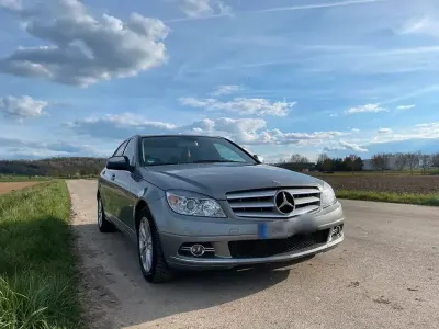 Używany Mercedes C320 Avantgarde 224 KM (164 kW) 2007 Szary Sedan/Limuzyna