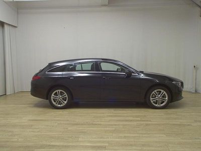 Gebraucht Mercedes CLA250e Shooting Brake 218 PS (160 kW) 2022 Schwarz Kombi