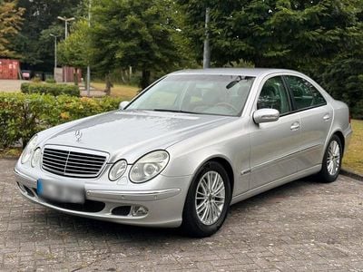 Mercedes E270