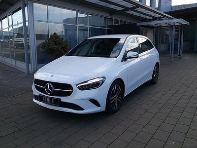 Gebraucht Mercedes B180 Advanced 136 PS (100 kW) 2024 Weiß Van / Kleinbus