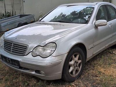 Mercedes C180
