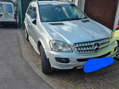 Gebraucht Mercedes ML280 190 PS (139 kW) 2007 Silber SUV