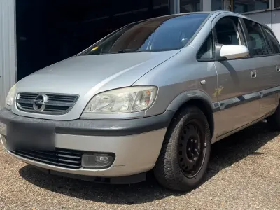Gebraucht Opel Zafira 125 PS (91 kW) 2003 Silber Van / Kleinbus