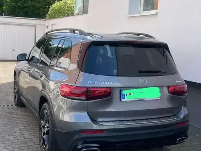 Gebraucht Mercedes GLB200 Night 150 PS (110 kW) 2020 Grau SUV