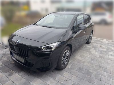 BMW 225