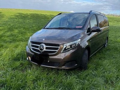 Gebraucht Mercedes V250 Avantgarde 190 PS (139 kW) 2015 Braun Van / Kleinbus