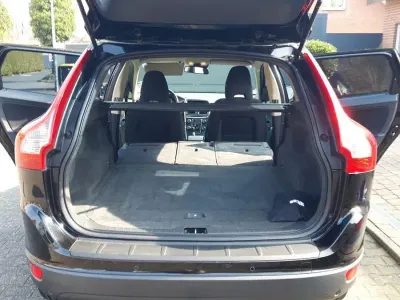 Używany Volvo XC60 163 KM (119 kW) 2011 Czarny SUV