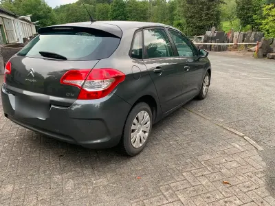 Gebraucht Citroën C4 120 PS (88 kW) 2011 Andere farben Limousine