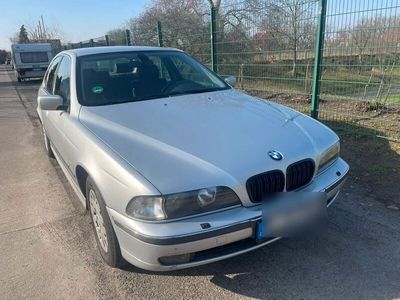 gebraucht BMW 520 i Limousine *Automatikgetriebe*Klima*Xenon*