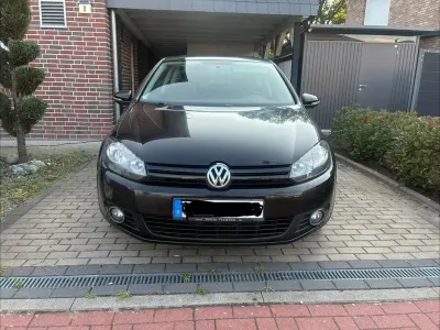 Gebraucht VW Golf VI Trendline 80 PS (58 kW) 2010 Schwarz Kleinwagen