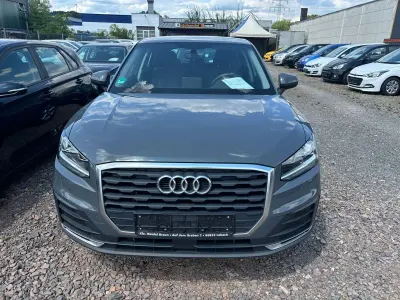Gebraucht Audi Q2 116 PS (85 kW) 2017 Grau SUV