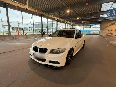 Gebraucht BMW 335 306 PS (225 kW) 2009 Weiß Limousine