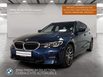 Gebraucht BMW 330e Sport Line 292 PS (214 kW) 2022 Blau Kombi