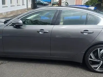 Gebraucht Jaguar XE R-Sport 200 PS (147 kW) 2016 Silber Limousine