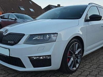 Gebraucht Skoda Octavia RS 184 PS (135 kW) 2015 Weiß Kleinwagen