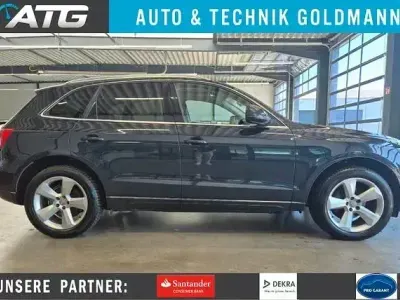 Gebraucht Audi Q5 Sport 170 PS (125 kW) 2012 Mondscheinblau SUV