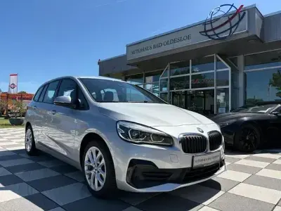 Gebraucht BMW 218 Gran Tourer Advantage 150 PS (110 kW) 2021 Silber Van / Kleinbus