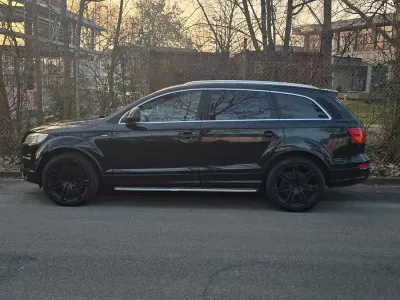 Używany Audi Q7 Sport 349 KM (256 kW) 2006 Czarny SUV