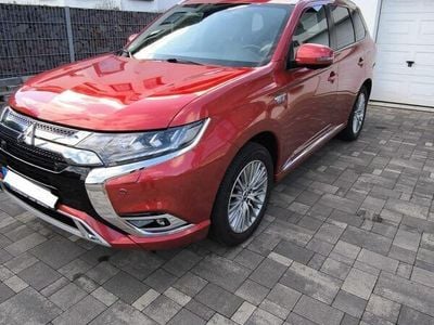 Mitsubishi Outlander P-HEV