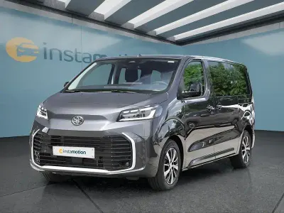 Gebraucht Toyota Proace Verso 179 PS (131 kW) 2026 Grau Kombi