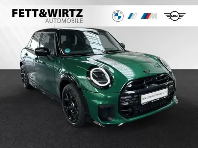 Gebraucht Mini Cooper 114 kW (156 PS) 2025 British racing green iv metallic Kleinwagen