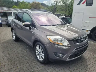 Gebraucht Ford Kuga Titanium S 163 PS (119 kW) 2012 Braun SUV