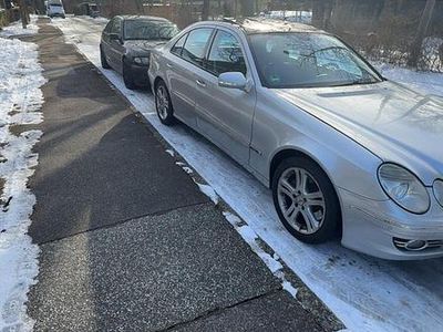 Gebraucht Mercedes E320 224 PS (164 kW) 2006 Grau Limousine