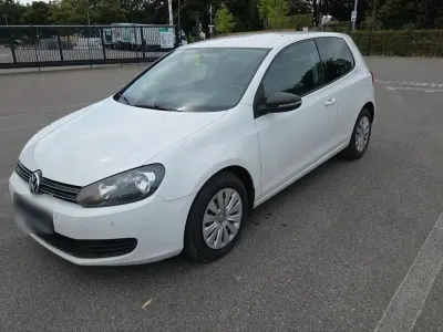 Gebraucht VW Golf VI 122 PS (89 kW) 2009 Weiß Kleinwagen