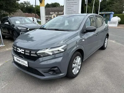 Gebraucht Dacia Sandero Essentiel 101 PS (74 kW) 2023 Schiefergrau Limousine