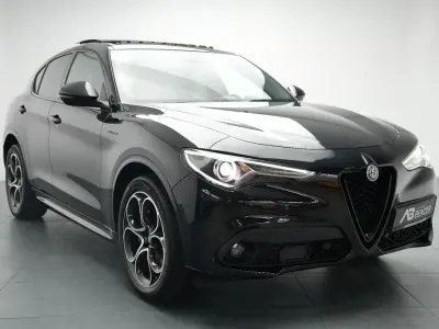 Gebraucht Alfa Romeo Stelvio Veloce 209 PS (153 kW) 2022 Schwarz SUV