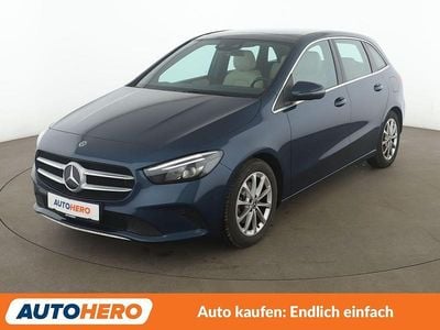 Usata Mercedes B200 Progressive 163 CV (119 kW) 2019 Blu Monovolume