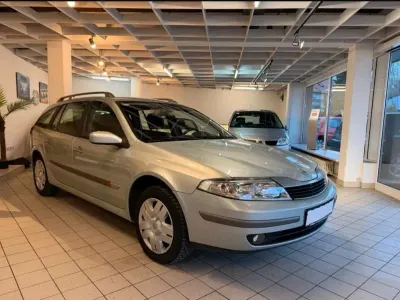 Gebraucht Renault Laguna II 120 PS (88 kW) 2002 Silber Kombi