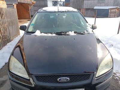 Gebraucht Ford Focus Trend 101 PS (74 kW) 2005 Schwarz Kombi