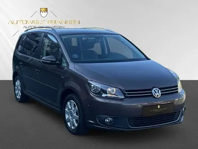 Gebraucht VW Touran Life 105 PS (77 kW) 2014 Braun Van / Kleinbus