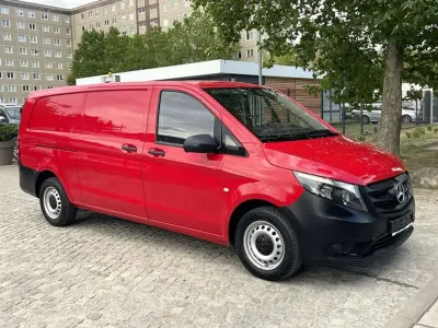 Gebraucht Mercedes Vito 114 PS (83 kW) 2017 Rot Van