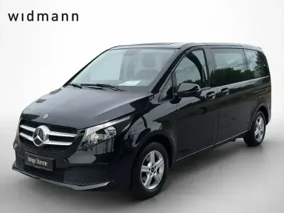 Gebraucht Mercedes V220 163 PS (119 kW) 2022 Obsidianschwarz metallic Van / Kleinbus