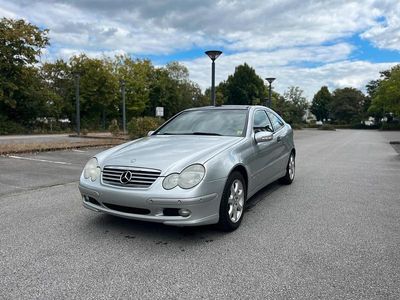 Mercedes C180