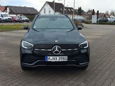 Gebraucht Mercedes GLC300 245 PS (180 kW) 2021 Schwarz SUV