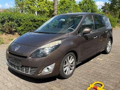 Second-hand Renault Scénic III Luxe 150 CP (110 kW) 2009 Maro Monovolum