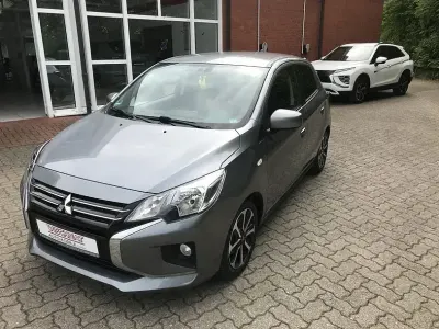 Gebraucht Mitsubishi Space Star Select+ 71 PS (52 kW) 2022 Platinumgrau Kleinwagen