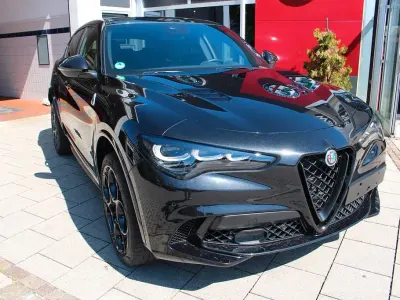 Gebraucht Alfa Romeo Stelvio Quadrifoglio 519 PS (381 kW) 2024 Schwarz SUV