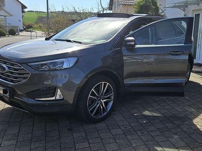 Usado Ford Edge Titanium 238 HP (175 kW) 2019 Cinzento SUV