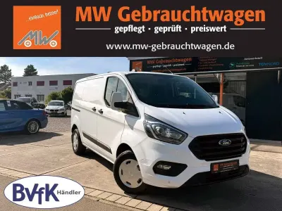 Gebraucht Ford 300 Trend 131 PS (96 kW) 2021 Weiß Van / Kleinbus