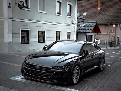 Schwarz Gebraucht 2018 VW Arteon R-line Limousine | 25.800 € (Fairer Preis)