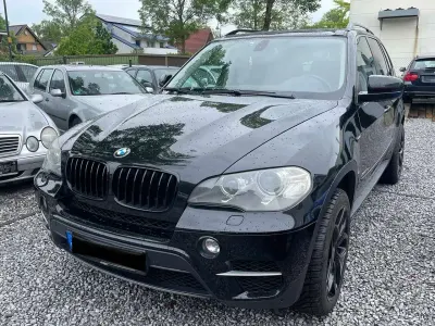 Gebraucht BMW X5 211 PS (155 kW) 2011 Schwarz SUV
