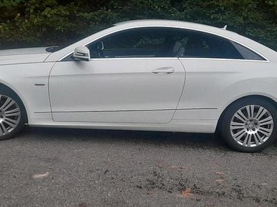 Mercedes E220