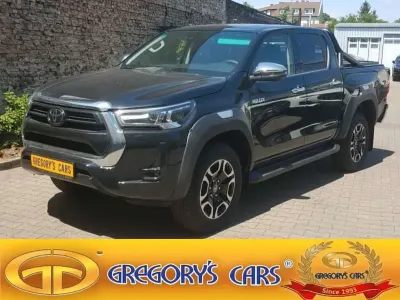 Gebraucht Toyota HiLux 204 PS (150 kW) 2023 Raven black Pickup