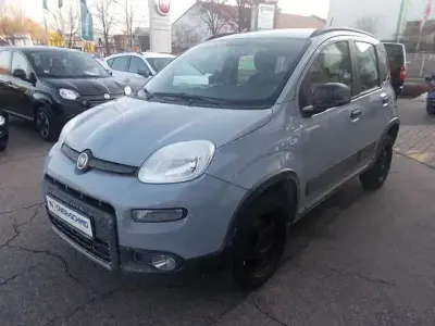 Gebraucht Fiat Panda 4x4 Wild 86 PS (63 kW) 2020 Grau Kleinwagen