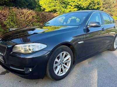 Second-hand BMW 528 Sport Line 258 CP (189 kW) 2010 Gri Berlinǎ