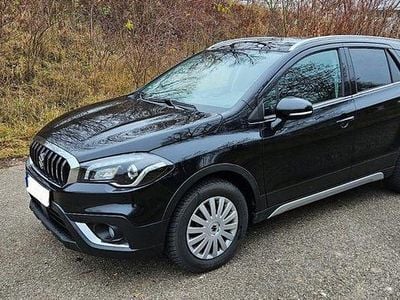 Schwarz Gebraucht 2019 Suzuki SX4 S-Cross Comfort Limousine | 14.699 € (Guter Preis)